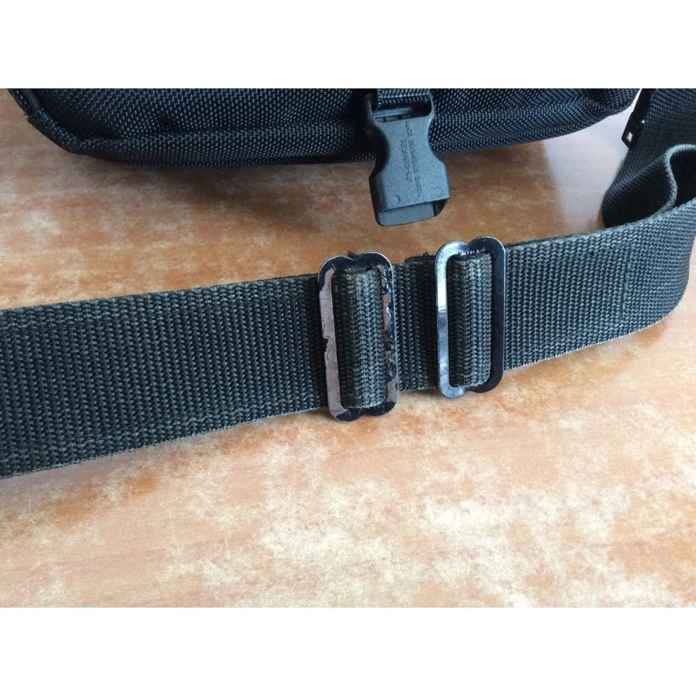 Tamrac Camera Digital Series Bag Shoulder Strap Travel Carry Handle Belt Loop P
